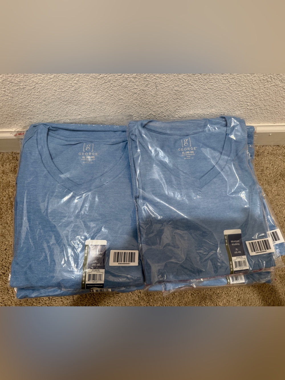 “New” Lots of 4 George Mens Heather Sky Blue V-Neck T-Shirt sizeXL